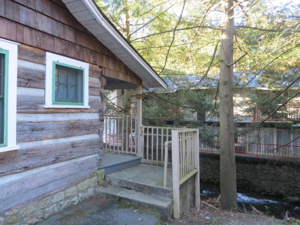 Terrace Inn On The Water Gatlinburg Eksteriør billede